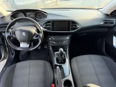 Vendo Peugeot 308 SW 2015 - 12900 EUR, 162000 km - AUTO.MOTO.pt