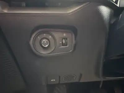 Vendo MG MG4 2023 - 18990 EUR, 59000 km - AUTO.MOTO.pt