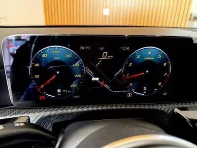 Sell Mercedes-Benz A 160 2021 - 25500 EUR, 49300 km - AUTO.MOTO.pt