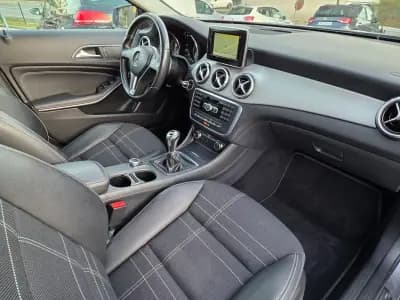 Vendo Mercedes-Benz GLA 200 2014 - 20790 EUR, 117000 km - AUTO.MOTO.pt