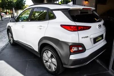 Sell Hyundai Kauai 2021 - 21800 EUR, 47318 km - AUTO.MOTO.pt