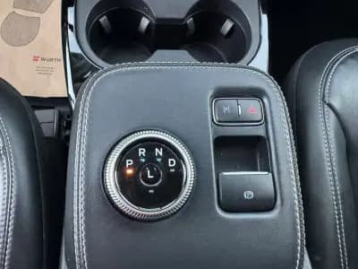 Vendo Ford Mustang Mach-E 2021 - 28990 EUR, 118000 km - AUTO.MOTO.pt