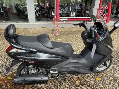 Vendo mota SYM GTS 2012 - 1750 EUR, 56800 km - AUTO.MOTO.pt