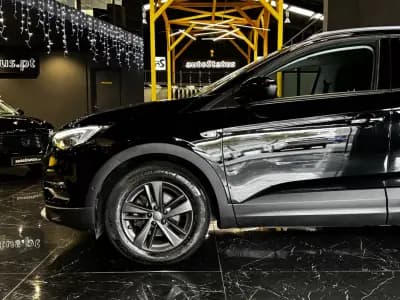 Vendo Opel Grandland X 2021 - 19990 EUR, 113300 km - AUTO.MOTO.pt