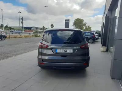 Vendo Ford S-Max 2016 - 17750 EUR, 151186 km - AUTO.MOTO.pt
