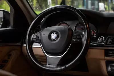 Vendo BMW 520 2010 - 11990 EUR, 252182 km - AUTO.MOTO.pt