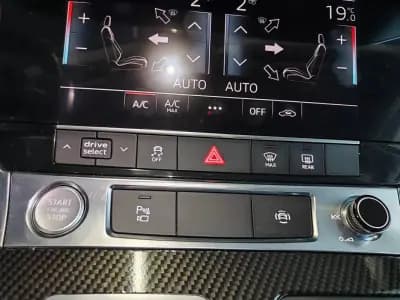 Vendo Audi A6 2018 - 26950 EUR, 198000 km - AUTO.MOTO.pt