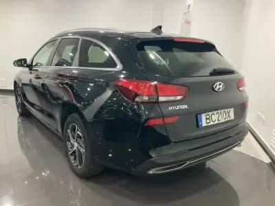 Sell Hyundai i30 SW 2023 - 20750 EUR, 41722 km - AUTO.MOTO.pt