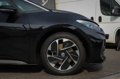 Vendo Volkswagen ID.3 2024 - 29990 EUR, 15120 km - AUTO.MOTO.pt