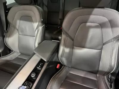 Sell Volvo XC 60 2024 - 59900 EUR, 11000 km - AUTO.MOTO.pt