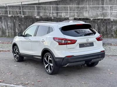 Vendo Nissan Qashqai 2018 - 17990 EUR, 97000 km - AUTO.MOTO.pt