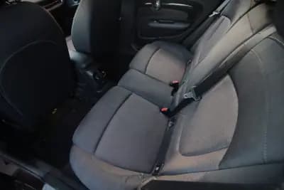 Sell MINI Clubman 2017 - 15750 EUR, 145700 km - AUTO.MOTO.pt