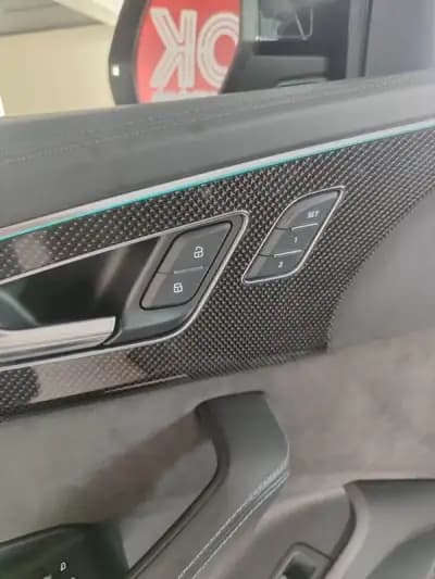 Vendo Audi SQ8 2020 - 81500 EUR, 141000 km - AUTO.MOTO.pt