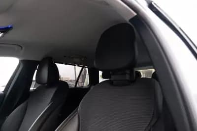 Vendo Mercedes-Benz C 200 2023 - 34900 EUR, 117000 km - AUTO.MOTO.pt