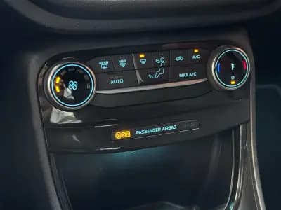 Sell Ford Puma 2023 - 21950 EUR, 51806 km - AUTO.MOTO.pt