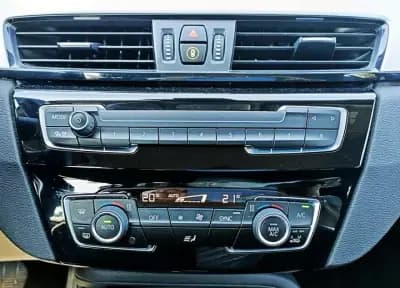 Vendo BMW X1 2019 - 25990 EUR, 121739 km - AUTO.MOTO.pt