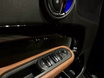 Vendo MINI Countryman 2020 - 27990 EUR, 68000 km - AUTO.MOTO.pt