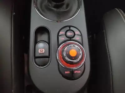 Sell MINI Electric 2020 - 16750 EUR, 95000 km - AUTO.MOTO.pt