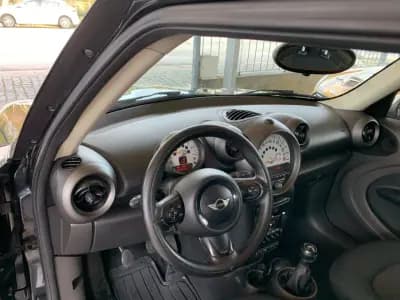 Vendo MINI Countryman 2011 - 9750 EUR, 205372 km - AUTO.MOTO.pt