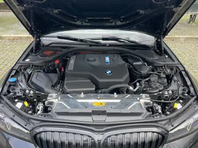 Vendo BMW 330 2022 - 39750 EUR, 97000 km - AUTO.MOTO.pt