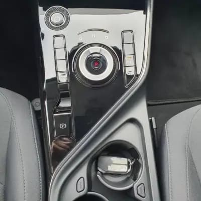 Vendo Kia e-Niro 2023 - 34990 EUR, 23490 km - AUTO.MOTO.pt