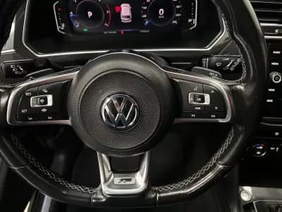 Vendo Volkswagen Tiguan 2020 - 31800 EUR, 97000 km - AUTO.MOTO.pt