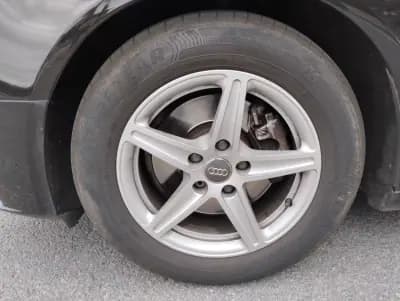 Vendo Audi A4 Avant 2014 - 15250 EUR, 170000 km - AUTO.MOTO.pt