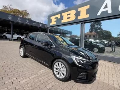 Sell Renault Clio 2022 - 15500 EUR, 77463 km - AUTO.MOTO.pt