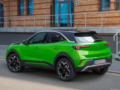 Vendo Opel Mokka-e 2021 - 19000 EUR, 32000 km - AUTO.MOTO.pt