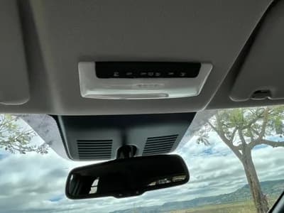 Sell Nissan Leaf 2022 - 24280 EUR, 11090 km - AUTO.MOTO.pt