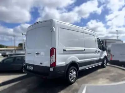 Vendo Ford 2.0 TDCI L3H2 2018 - 23900 EUR, 267044 km - AUTO.MOTO.pt