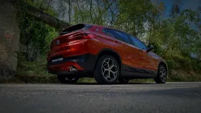 Vendo BMW X2 2018 - 24900 EUR, 116000 km - AUTO.MOTO.pt