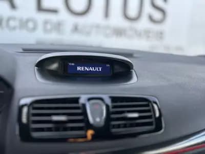 Vendo Renault Mégane Coupe 2013 - 24500 EUR, 105200 km - AUTO.MOTO.pt