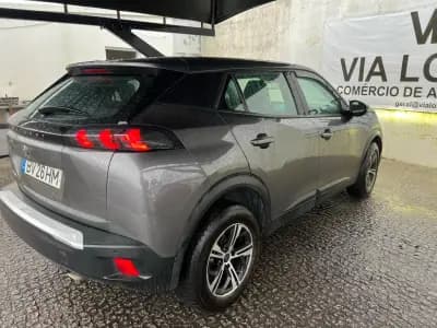 Vendo Peugeot 2008 2022 - 19500 EUR, 136000 km - AUTO.MOTO.pt