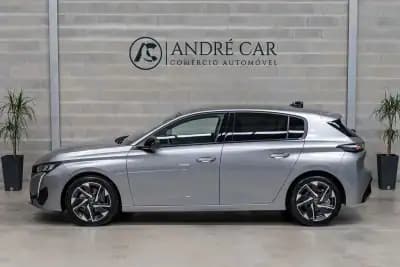 Vendo Peugeot 308 2023 - 19950 EUR, 38478 km - AUTO.MOTO.pt