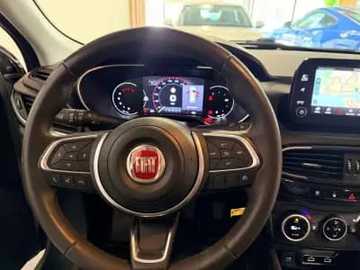 Vendo Fiat Tipo Station Wagon 2022 - 13790 EUR, 76890 km - AUTO.MOTO.pt