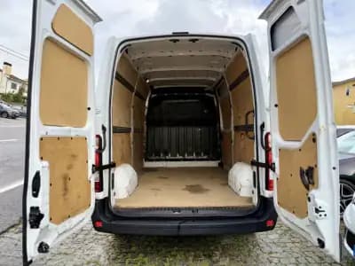 Vendo Opel Movano 2021 - 21950 EUR, 108000 km - AUTO.MOTO.pt