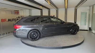 Vendo BMW 520 2018 - 23900 EUR, 284762 km - AUTO.MOTO.pt
