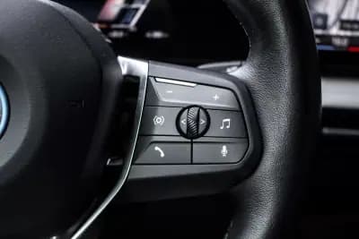 Vendo BMW iX1 2023 - 38990 EUR, 28822 km - AUTO.MOTO.pt