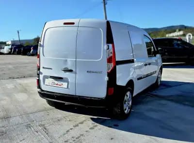 Vendo Renault Kangoo 2018 - 10500 EUR, 117000 km - AUTO.MOTO.pt