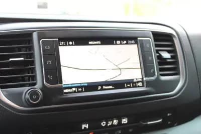 Vendo Toyota Proace Verso 2022 - 22400 EUR, 240926 km - AUTO.MOTO.pt