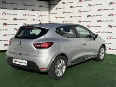 Sell Renault Clio 2018 - 10990 EUR, 95000 km - AUTO.MOTO.pt