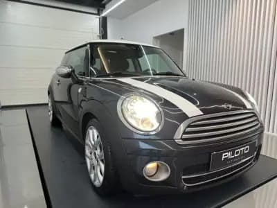 Vendo MINI Cooper 2008 - 8990 EUR, 244050 km - AUTO.MOTO.pt