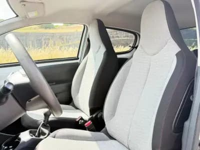 Vendo Citroën C1 2018 - 8990 EUR, 98000 km - AUTO.MOTO.pt