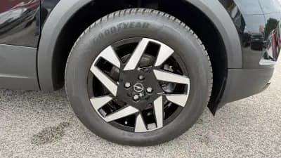 Vendo Opel Mokka-e 2023 - 23990 EUR, 9530 km - AUTO.MOTO.pt