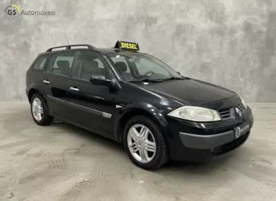 Sell Renault Mégane Break 2004 - 2250 EUR, 250000 km - AUTO.MOTO.pt