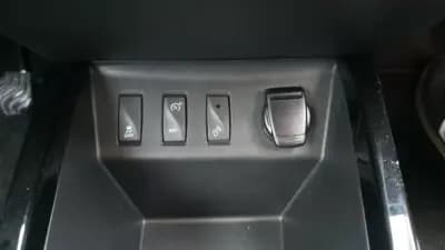 Vendo Dacia Spring 2022 - 12450 EUR, 31000 km - AUTO.MOTO.pt