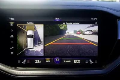 Vendo Volkswagen Touareg 2021 - 59900 EUR, 55000 km - AUTO.MOTO.pt