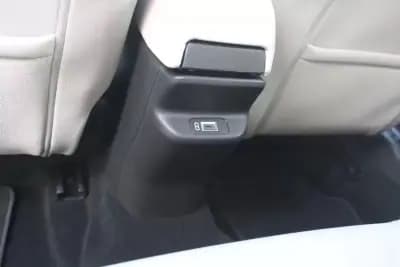 Vendo Fiat 600e 2023 - 29980 EUR, 7039 km - AUTO.MOTO.pt