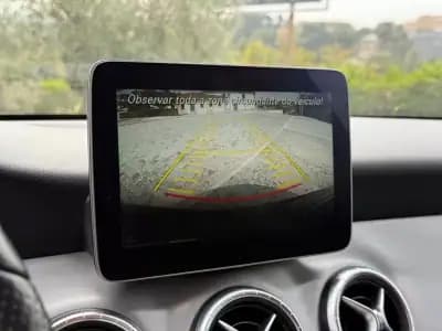 Vendo Mercedes-Benz CLA 180 2017 - 19999 EUR, 160000 km - AUTO.MOTO.pt